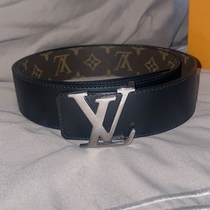 Louis Vuitton Reversible belt